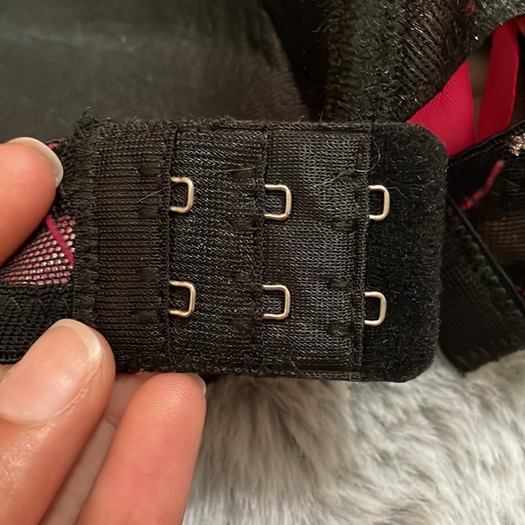 Pink/Black Bra Set - Picture 12 of 16